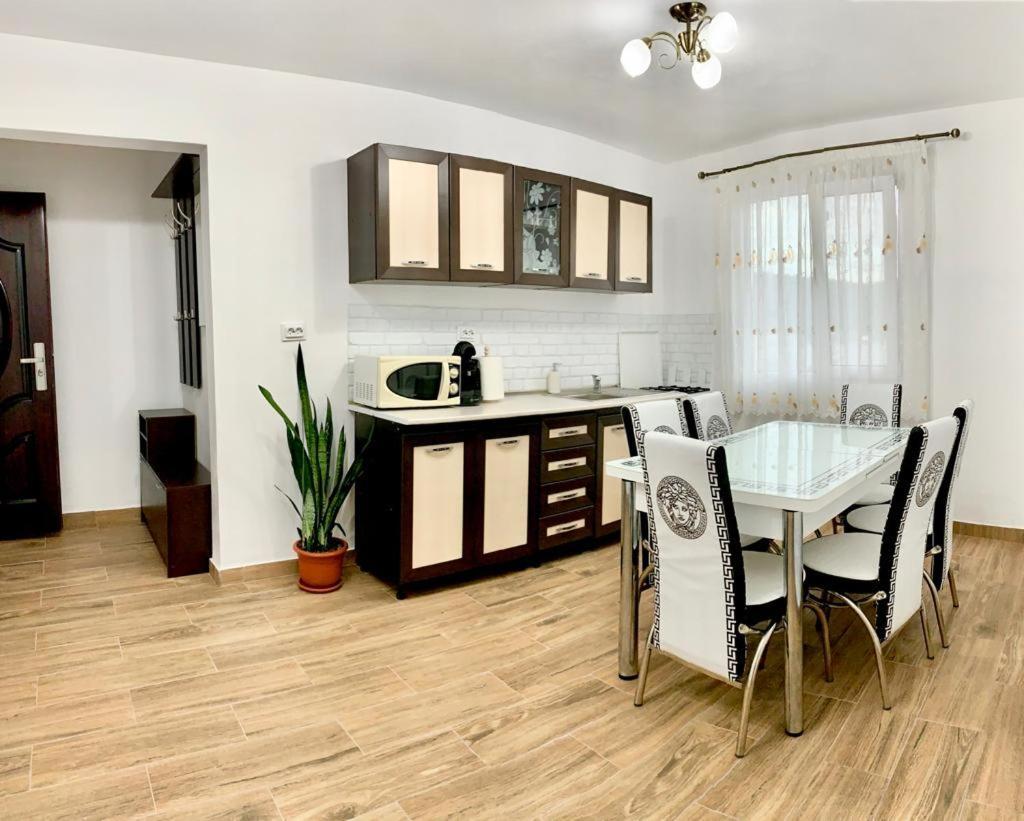 Cazare Apartament Orşova Exteriér fotografie